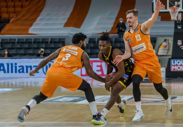 关头扭转乾 关头扭转乾