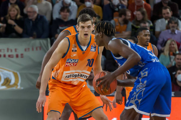 际赛中多次 际赛中多次