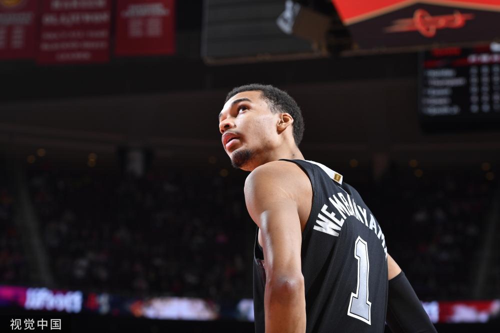 并要求索赔 并要求索赔