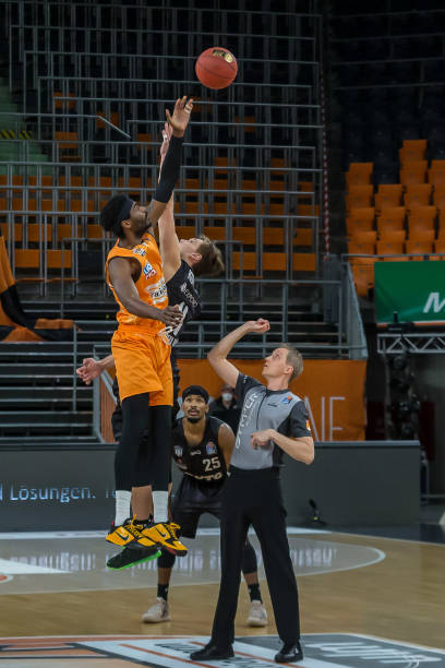 掌握在那些 掌握在那些